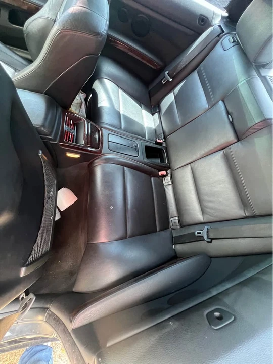 2009 BMW E93 335i Convertible - Image 7 of 8