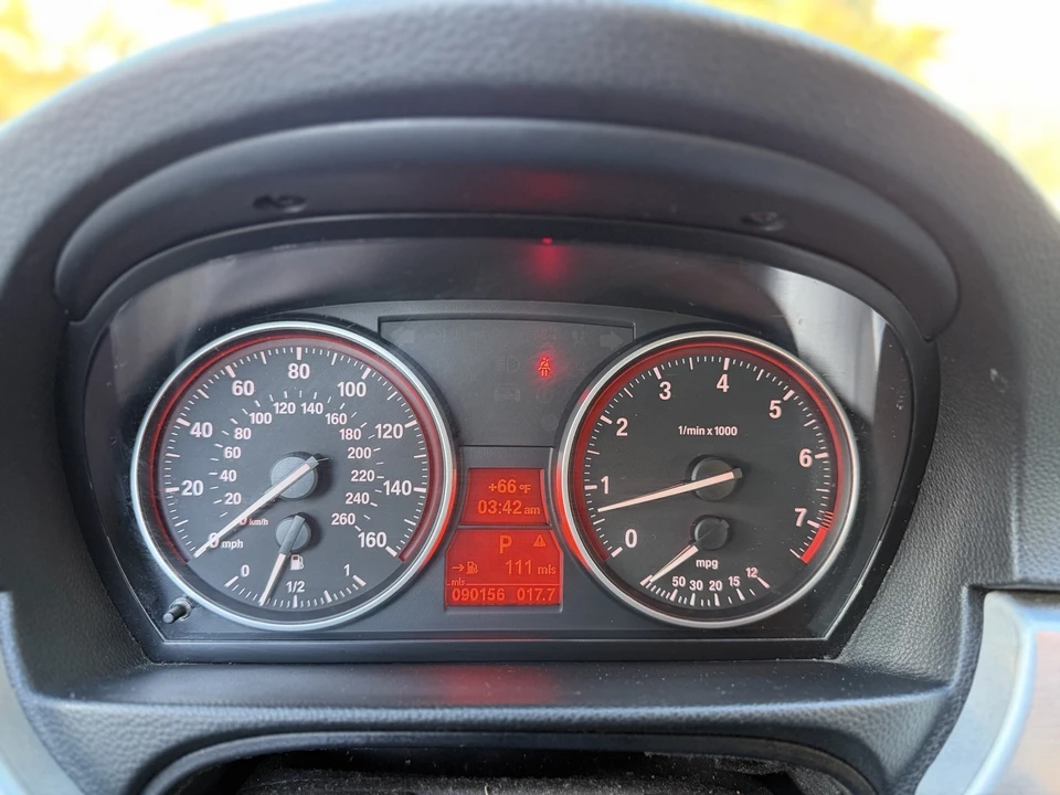 2009 BMW E90 3 Series Sedan - Image 10 of 20