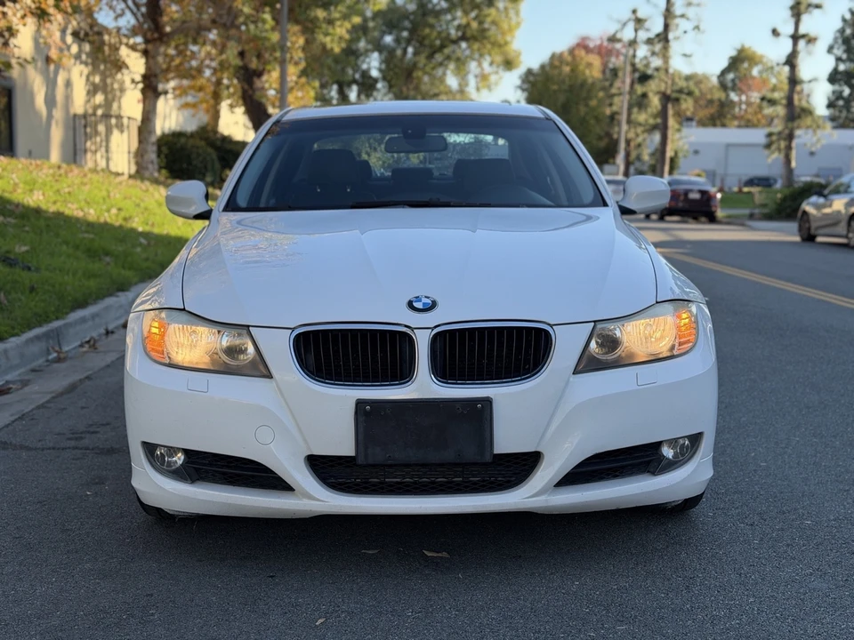 2009 BMW E90 3 Series Sedan - Image 2 of 20