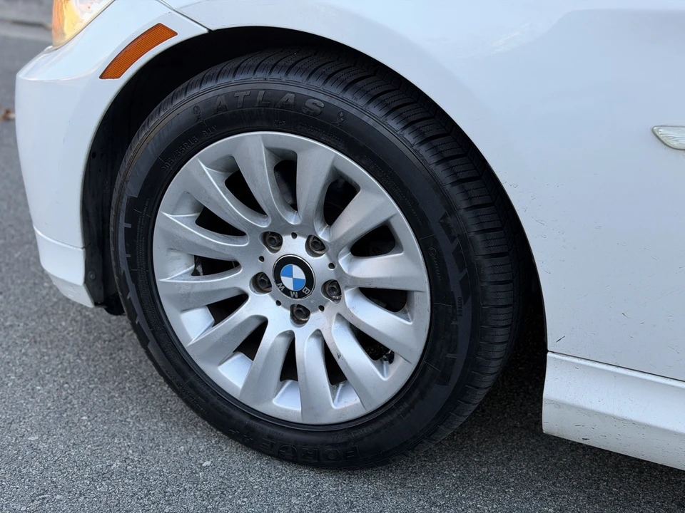 2009 BMW E90 3 Series Sedan - Image 7 of 20