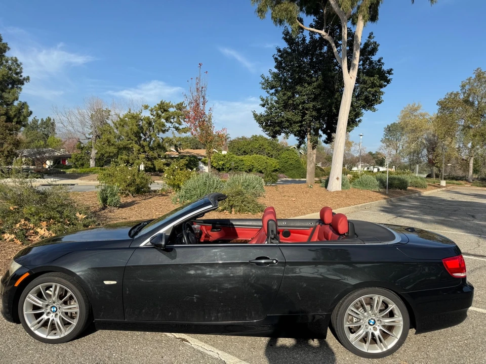 2009 BMW E90 3 Series Sedan - Image 2 of 21