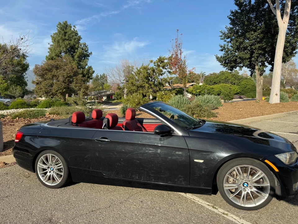 2009 BMW E90 3 Series Sedan - Image 14 of 21