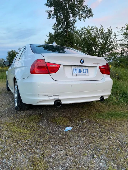 2009 BMW E90 3 Series Sedan - Image 4 of 5