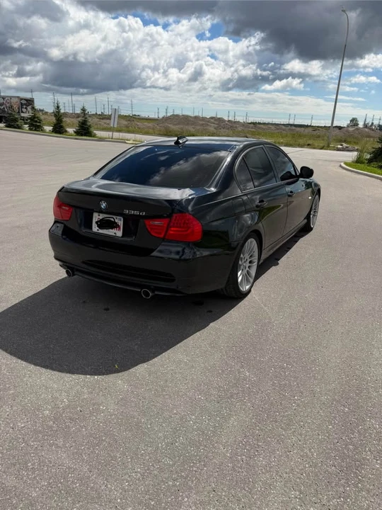 2009 BMW E90 3 Series Sedan - Image 6 of 11