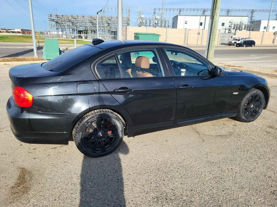 2009 BMW E90 3 Series Sedan - Image 8 of 16