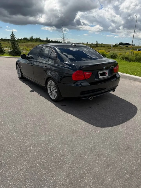 2009 BMW E90 3 Series Sedan - Image 5 of 11