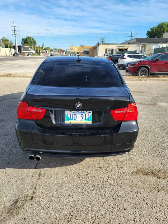 2009 BMW E90 3 Series Sedan - Image 4 of 16