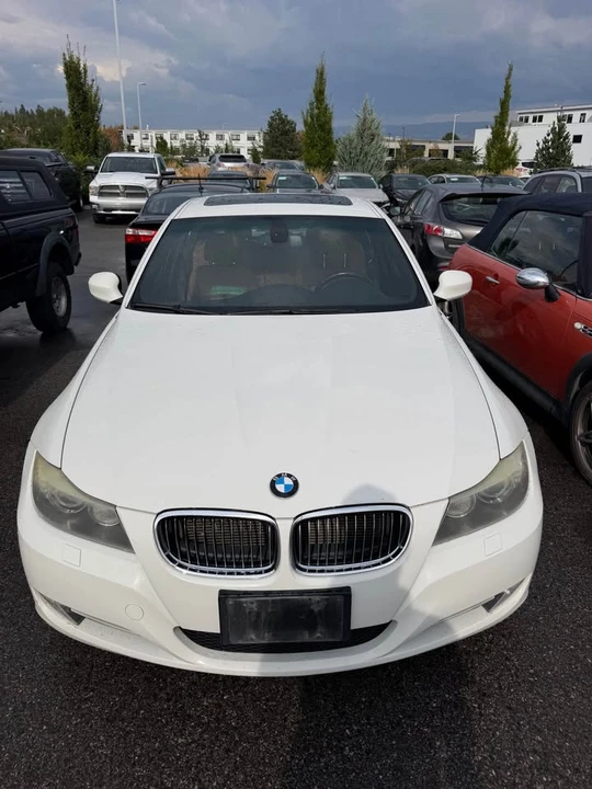 2009 BMW E90 3 Series Sedan - Image 3 of 11