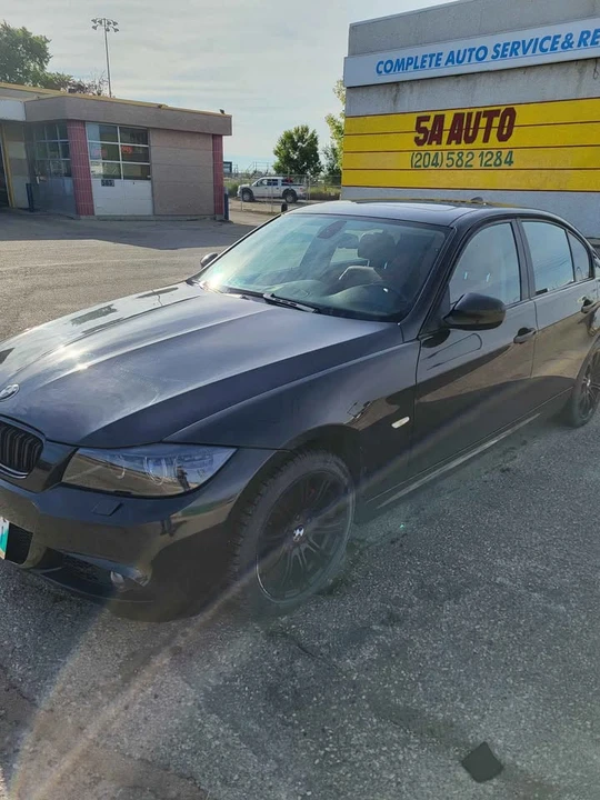 2009 BMW E90 3 Series Sedan - Image 11 of 16