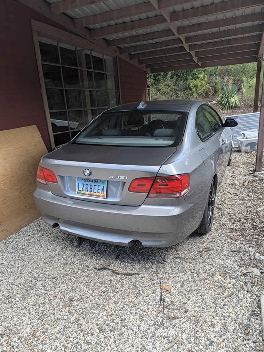 2009 BMW E90 3 Series Sedan - Image 3 of 8