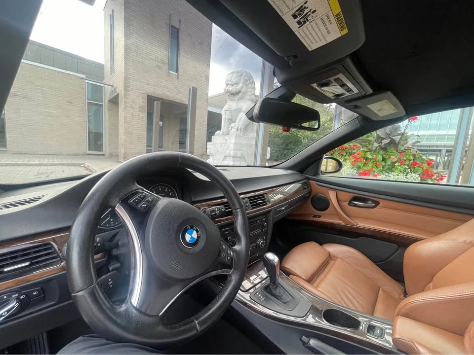 2009 BMW E90 3 Series Sedan - Image 9 of 16