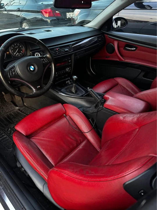 2009 BMW E90 3 Series Sedan - Image 10 of 13