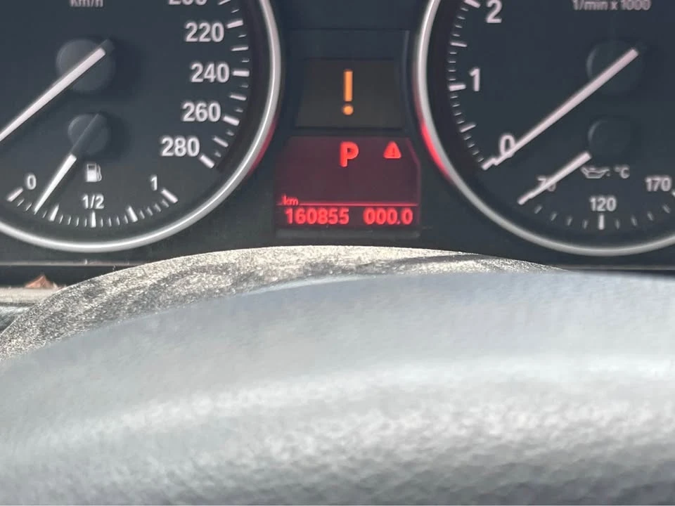 2009 BMW E90 3 Series Sedan - Image 14 of 15