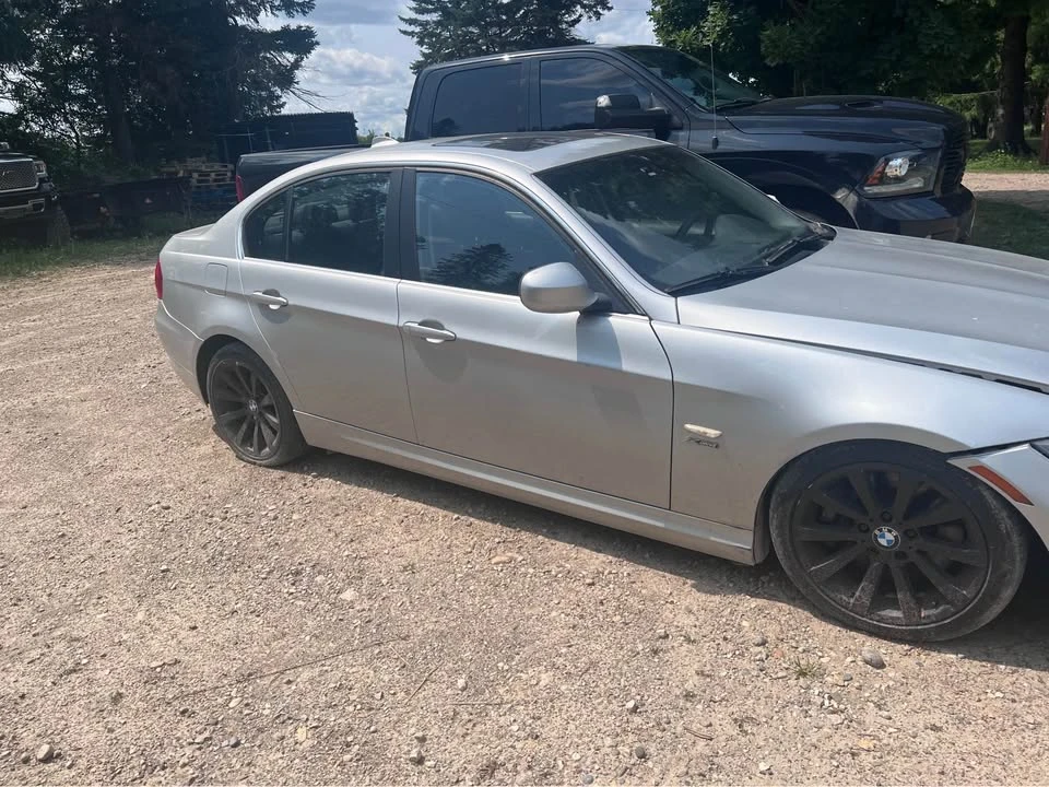 2009 BMW E90 3 Series Sedan - Image 2 of 15