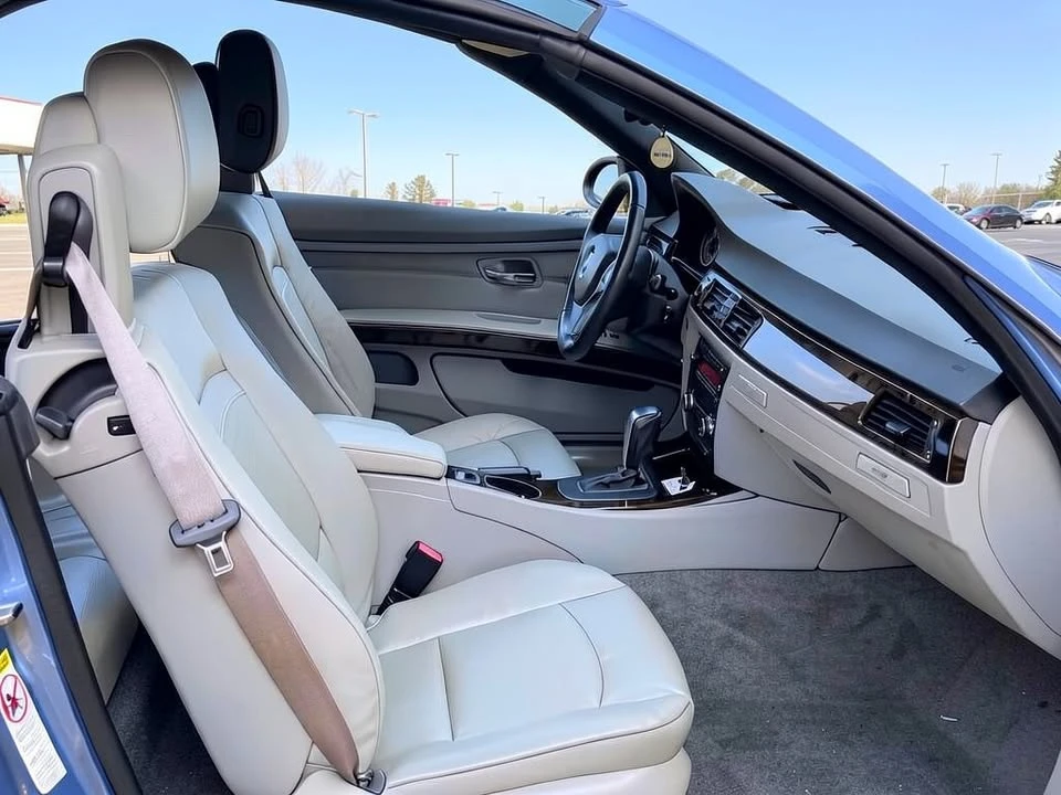 2009 BMW E90 3 Series Sedan - Image 14 of 15