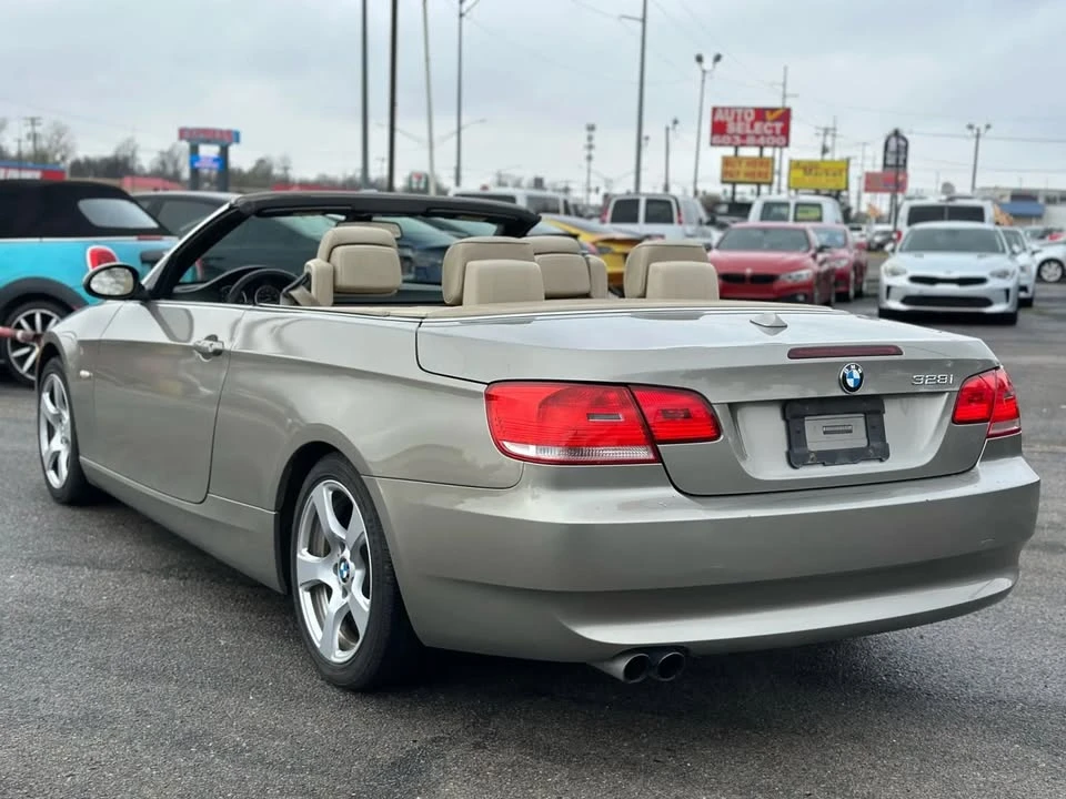 2009 BMW E90 3 Series Sedan - Image 14 of 20