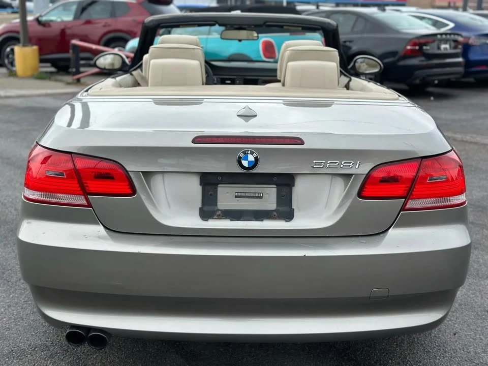 2009 BMW E90 3 Series Sedan - Image 12 of 20