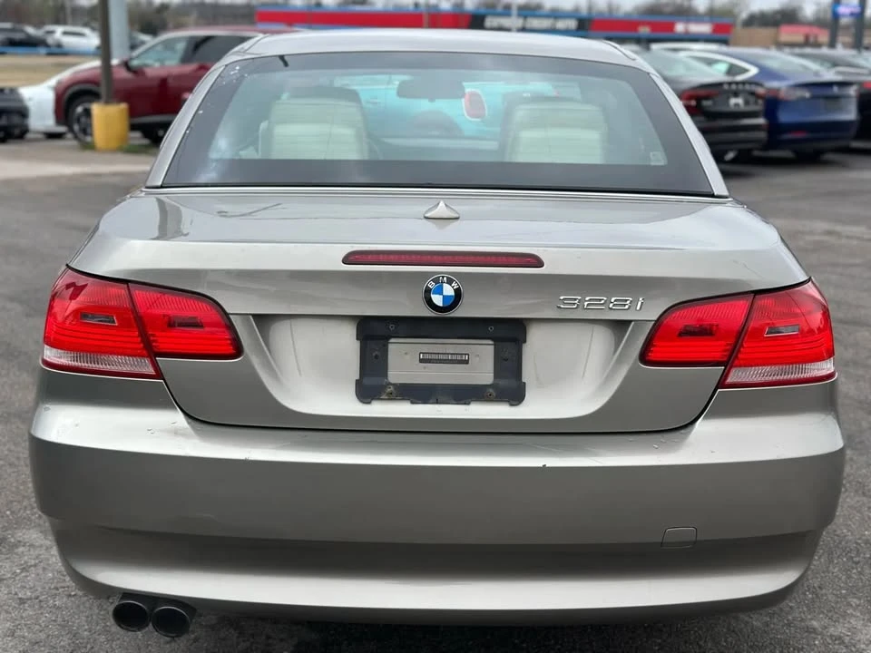 2009 BMW E90 3 Series Sedan - Image 13 of 20