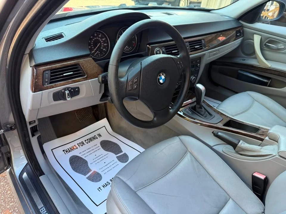 2009 BMW E90 3 Series Sedan - Image 11 of 20