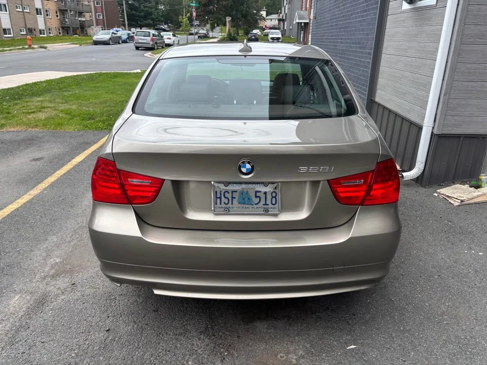 2009 BMW E90 3 Series Sedan - Image 3 of 7