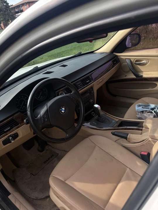 2009 BMW E90 3 Series Sedan - Image 5 of 7