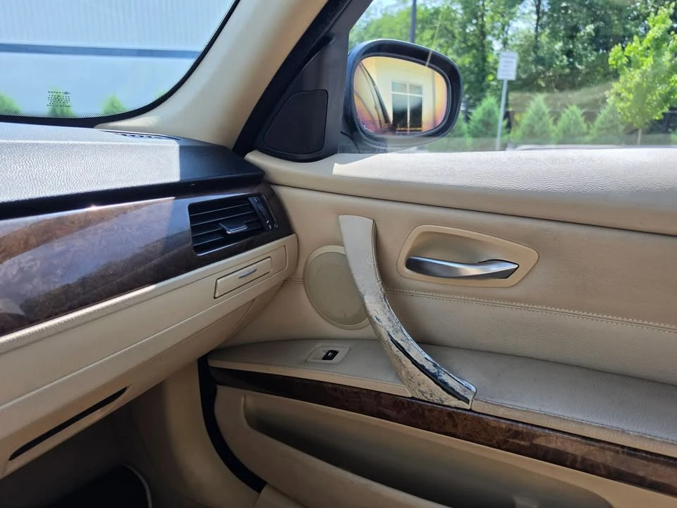 2009 BMW E90 3 Series Sedan - Image 12 of 15