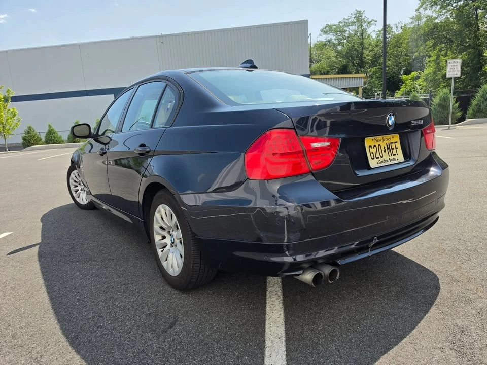 2009 BMW E90 3 Series Sedan - Image 5 of 15