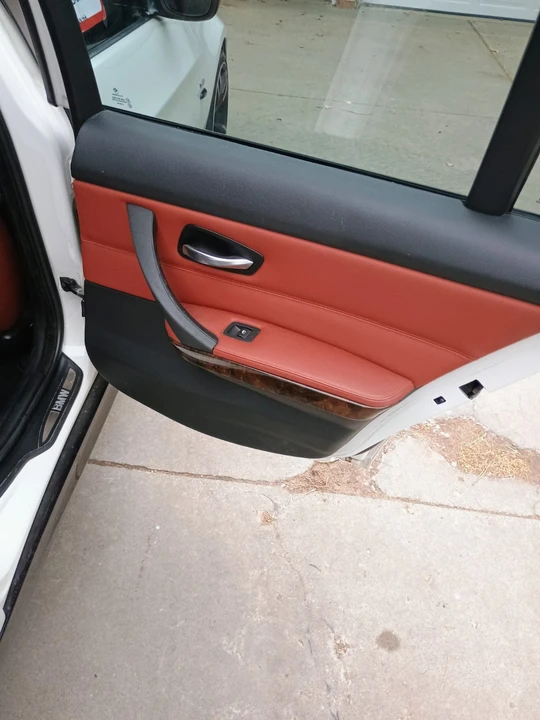 2009 BMW 3 Series - Image 14 of 20