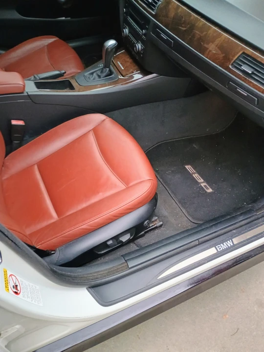 2009 BMW 3 Series - Image 12 of 20