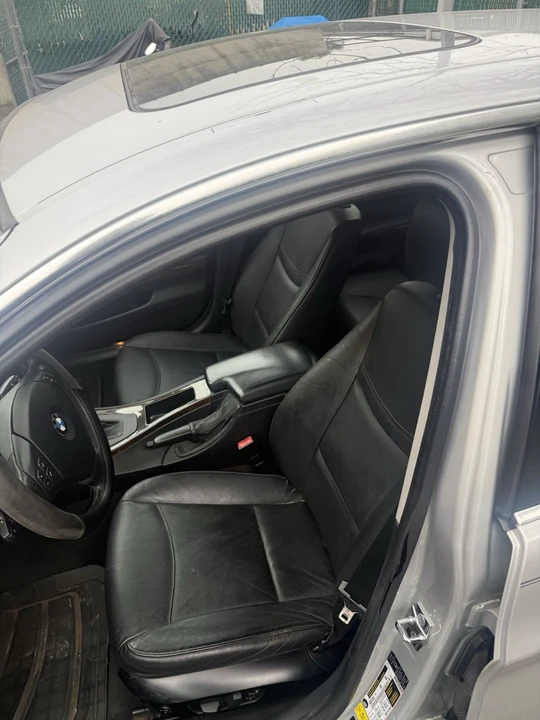 2009 BMW E90 3 Series Sedan - Image 6 of 8