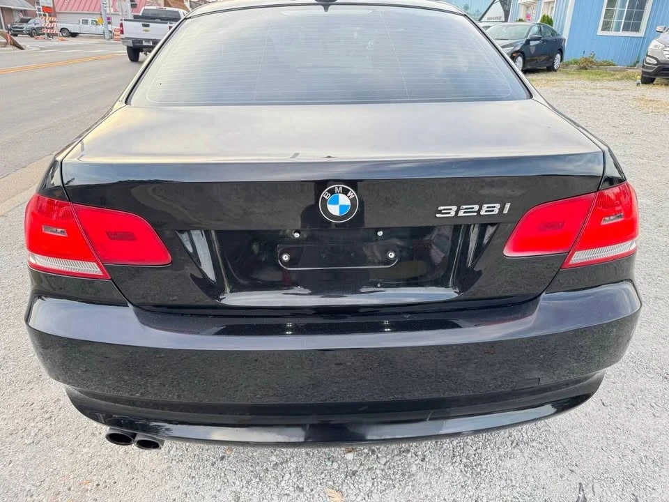2009 BMW E90 3 Series Sedan - Image 13 of 20