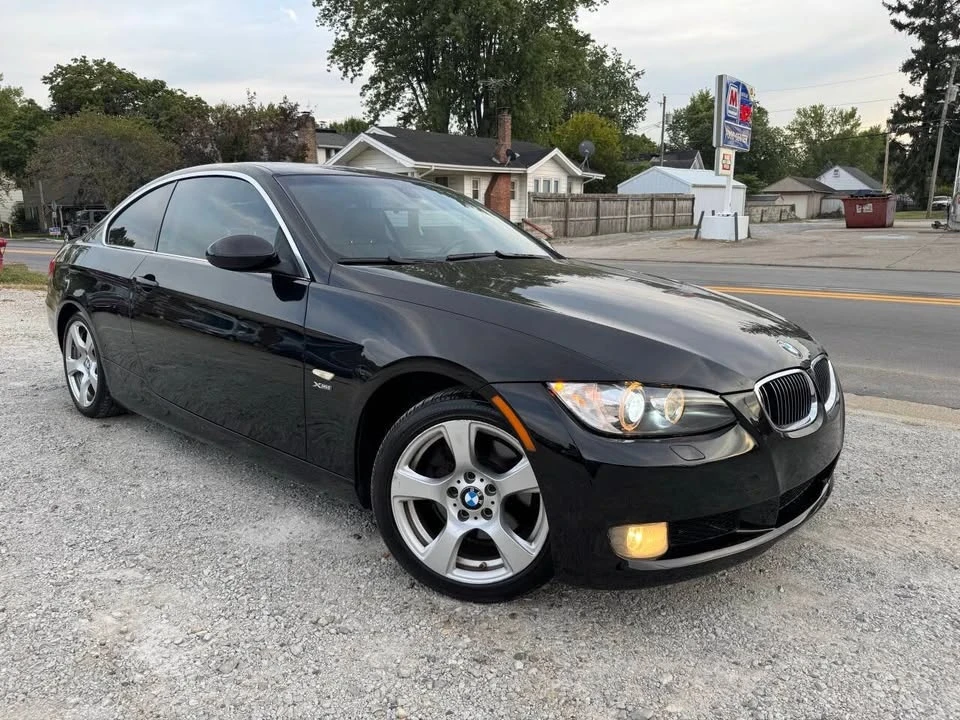 2009 BMW E90 3 Series Sedan - Image 2 of 20