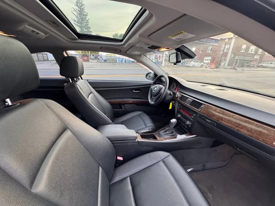 2009 BMW E90 3 Series Sedan - Image 16 of 20