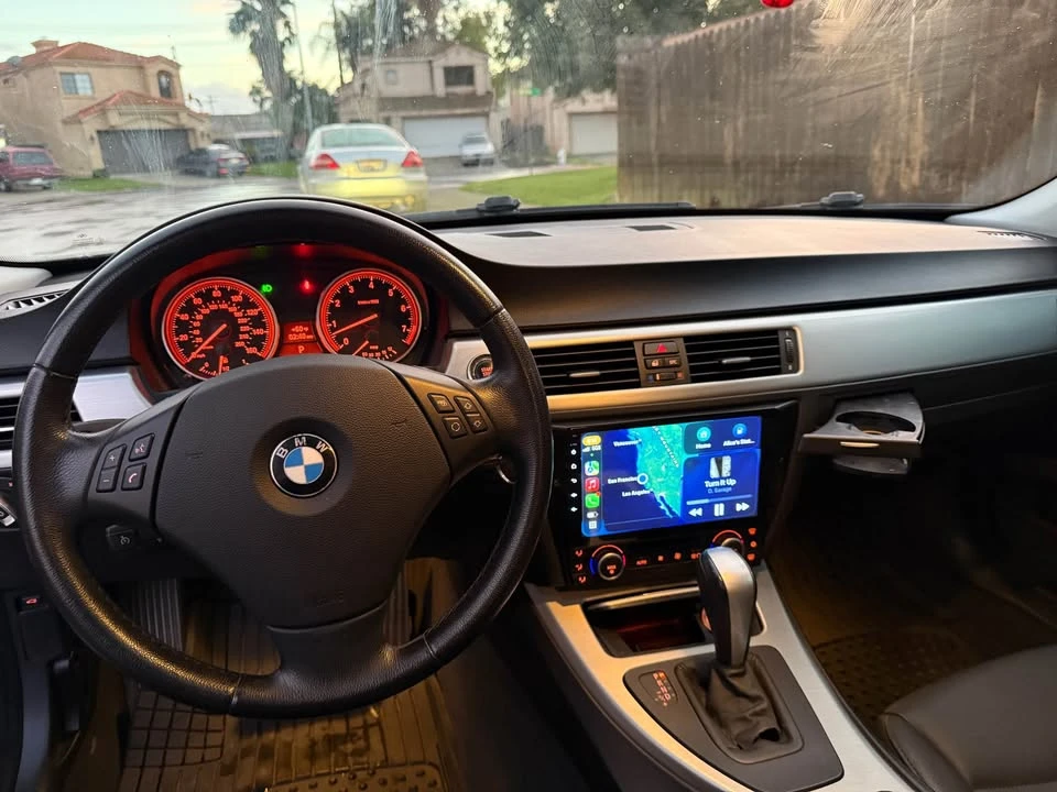 2009 BMW E90 3 Series Sedan - Image 16 of 17