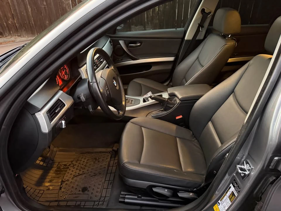 2009 BMW E90 3 Series Sedan - Image 12 of 17