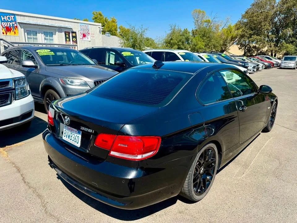 2009 BMW E90 3 Series Sedan - Image 5 of 15