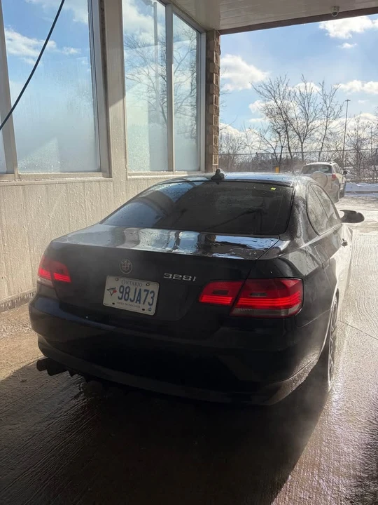 2009 BMW 3 Series - Image 2 of 2