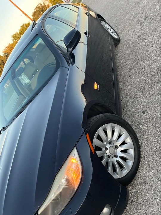 2009 BMW E90 3 Series Sedan - Image 6 of 13