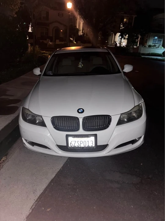 2009 BMW E90 3 Series Sedan - Image 6 of 6
