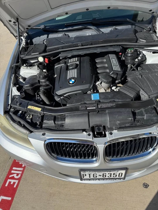 2009 BMW E90 3 Series Sedan - Image 10 of 15
