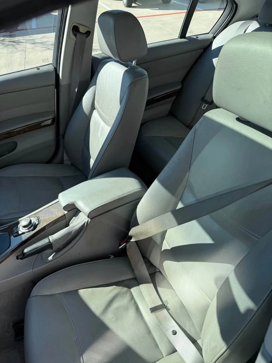 2009 BMW E90 3 Series Sedan - Image 11 of 15