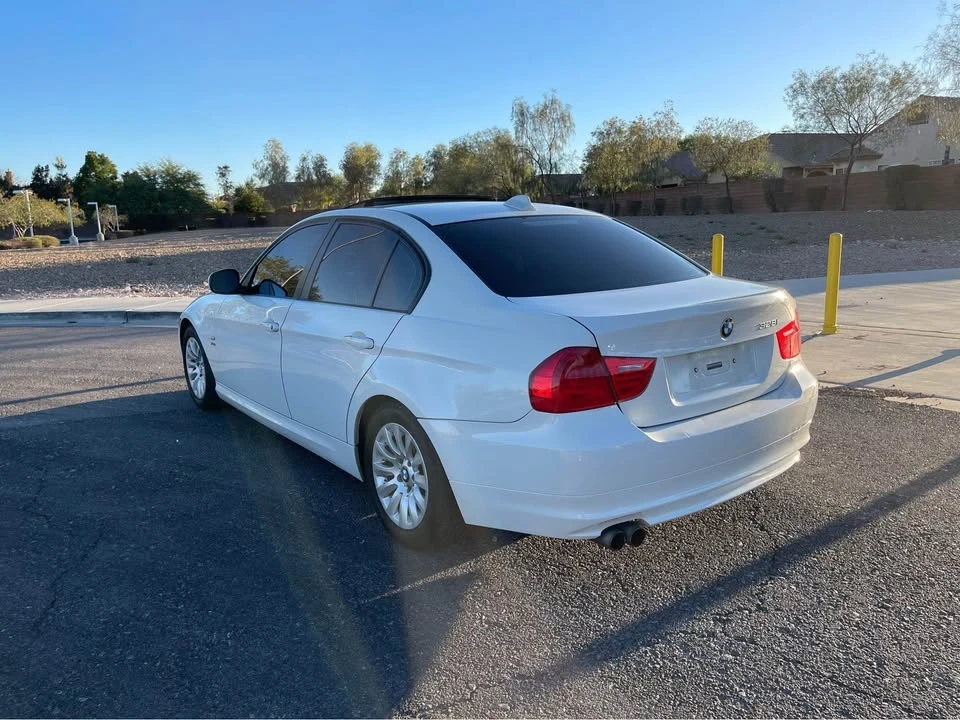 2009 BMW E90 3 Series Sedan - Image 3 of 11