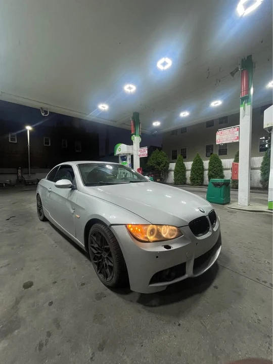 2009 BMW E93 3 Series Convertible - Image 7 of 11