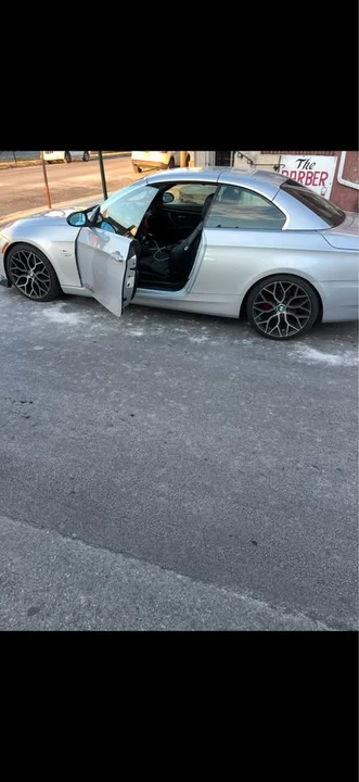2009 BMW E93 3 Series Convertible - Image 6 of 11