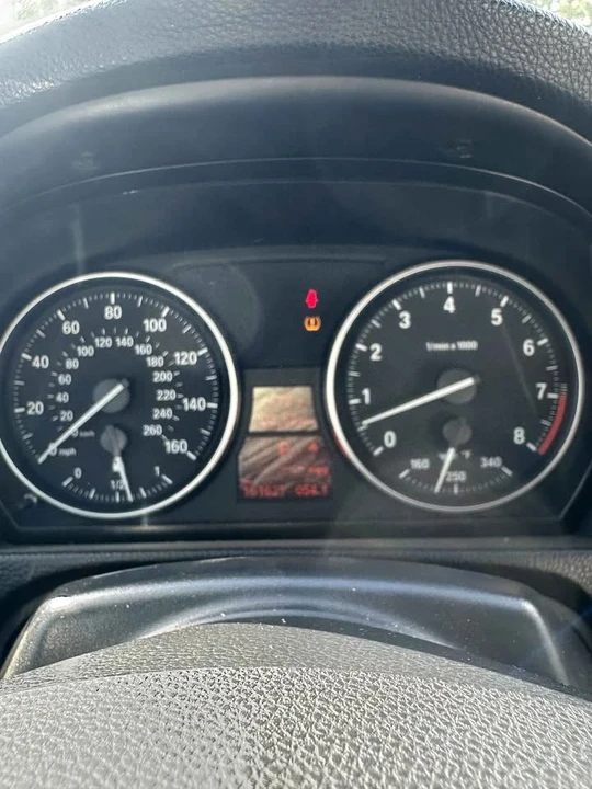2009 BMW E93 3 Series Convertible - Image 11 of 12