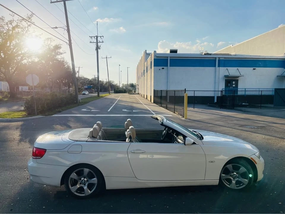 2009 BMW E93 3 Series Convertible - Image 9 of 13