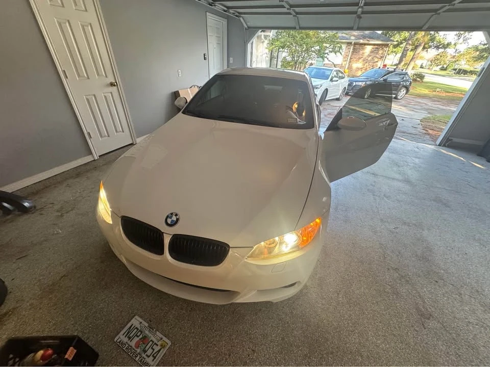 2009 BMW E93 3 Series Convertible - Image 5 of 9