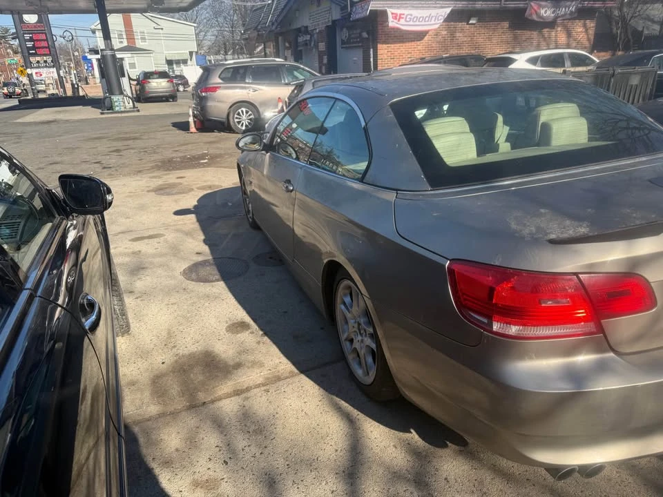 2009 BMW E93 3 Series Convertible - Image 2 of 9