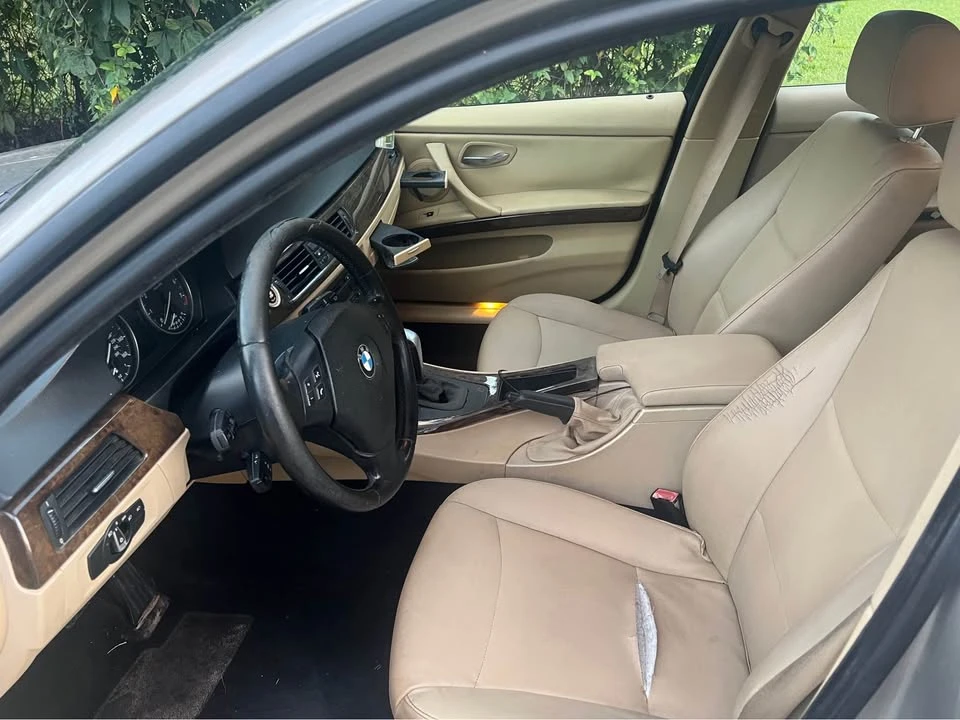 2009 BMW E90 3 Series Sedan - Image 3 of 8