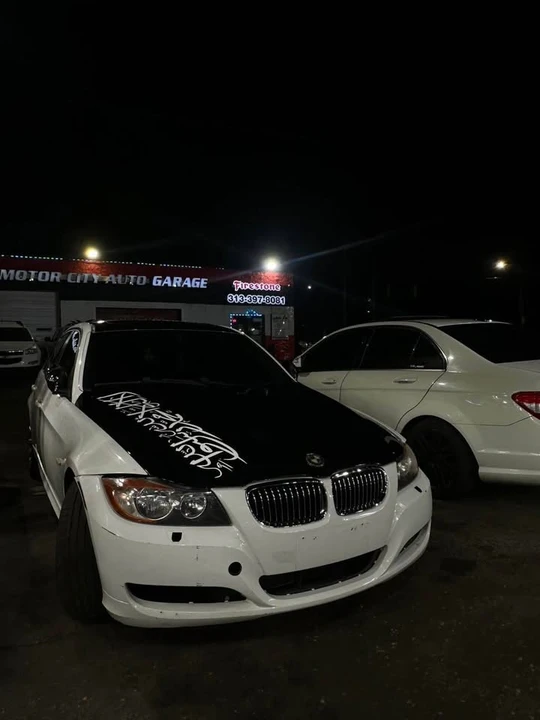 2009 BMW E90 3 Series Sedan - Image 3 of 5